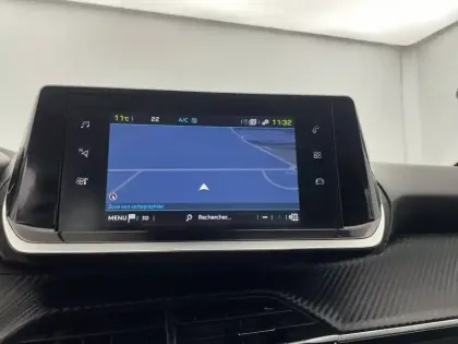 Photo 83 Peugeot 208  ELECTRIQUE 50 KWH 136