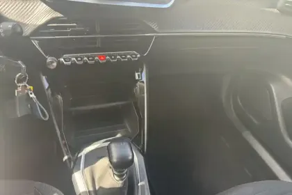 Photo 19 Peugeot 2008 Gén. II Ph1 NG Style 5