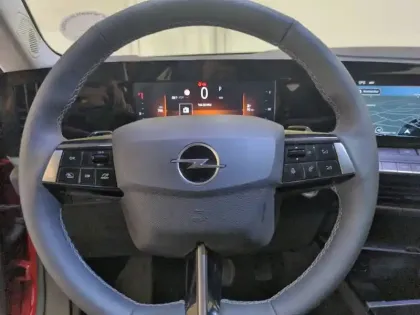 Photo 39 Opel Astra  1.2 Turbo 130 ch BVA8