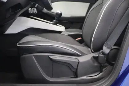 Photo 30 Renault Clio Gén. V (BJA) Ph1 NG Techno 5