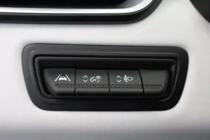 Photo 35 Renault Clio Gén. V (BJA) Ph1 NG Techno 5