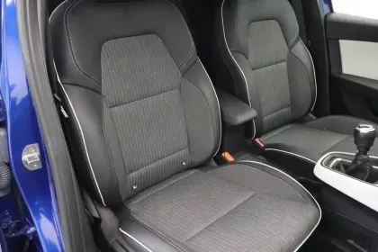 Photo 15 Renault Clio Gén. V (BJA) Ph1 NG Techno 5