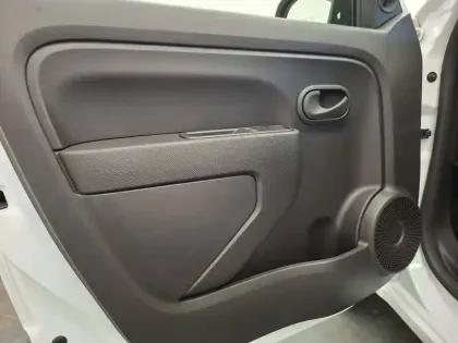 Photo 22 Renault Twingo  III Achat Intégral - 21