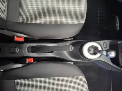 Photo 29 Renault Twingo  III Achat Intégral - 21