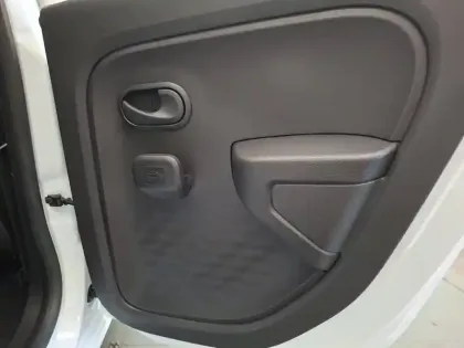 Photo 20 Renault Twingo  III Achat Intégral - 21