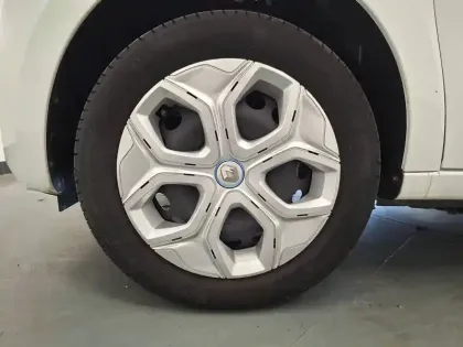 Photo 18 Renault Twingo  III Achat Intégral - 21