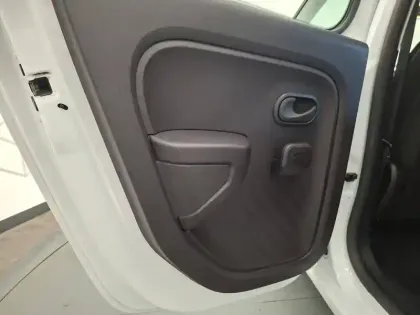 Photo 23 Renault Twingo  III Achat Intégral - 21