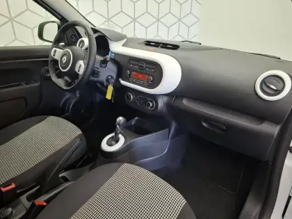 Photo 27 Renault Twingo  III Achat Intégral - 21
