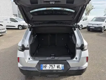Photo 23 Opel Grandland  1.2 Turbo Hybrid 145 ch e-DCT6