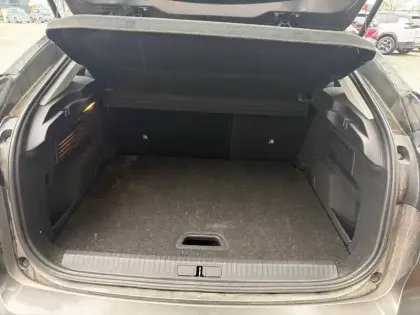 Photo 5 Citroën C4 e- 136 ch Automatique