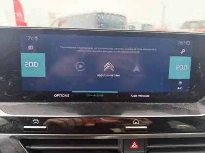 Photo 20 Citroën C4 e- 136 ch Automatique