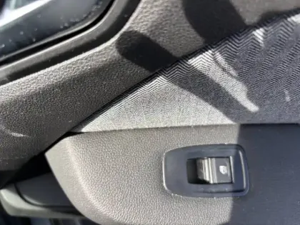 Photo 14 Renault Clio  Eco-G 100 ch GSR2