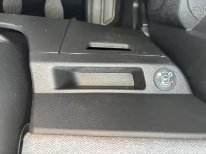 Photo 28 Renault Clio  Eco-G 100 ch GSR2