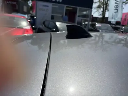 Photo 16 Renault Clio  Eco-G 100 ch GSR2