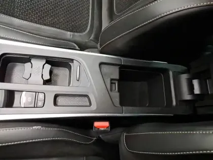 Photo 32 Renault Megane Mégane IV Berline dCi 110 Energy