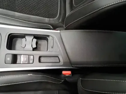 Photo 31 Renault Megane Mégane IV Berline dCi 110 Energy