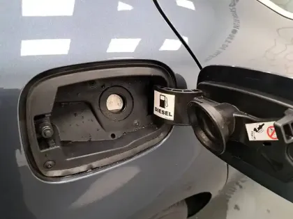 Photo 19 Renault Megane Mégane IV Berline dCi 110 Energy