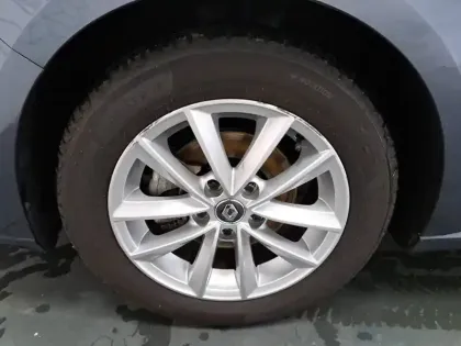 Photo 15 Renault Megane Mégane IV Berline dCi 110 Energy