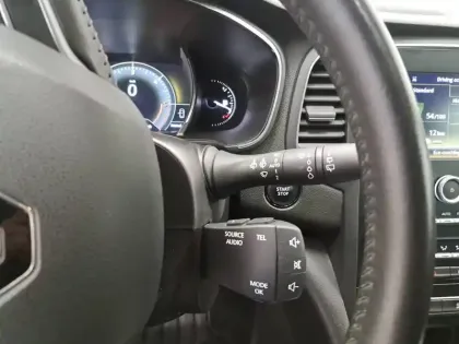 Photo 28 Renault Megane Mégane IV Berline dCi 110 Energy