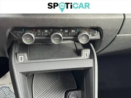 Photo 17 Citroën C4  PureTech 130 S&S EAT8