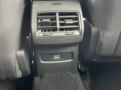 Photo 37 Citroën C4  PureTech 130 S&S EAT8