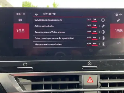 Photo 34 Citroën C4  PureTech 130 S&S EAT8