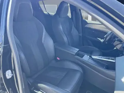 Photo 18 Peugeot 308 Gén. III Ph1 GT 5