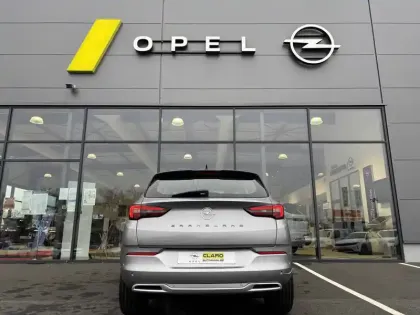Photo 61 Opel Grandland  1.2 Turbo 130 ch