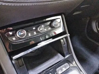 Photo 58 Opel Grandland X  Hybrid4 300 ch AWD BVA8