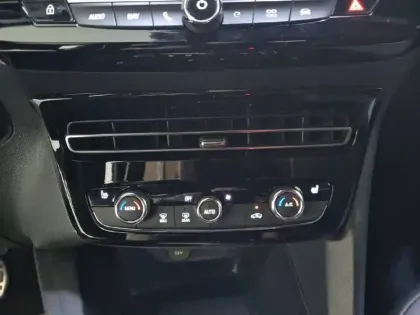 Photo 83 Opel Mokka  Electrique 136 ch & Batterie 50 kWh