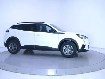 Photo 71 Peugeot 2008  Electrique 136 ch