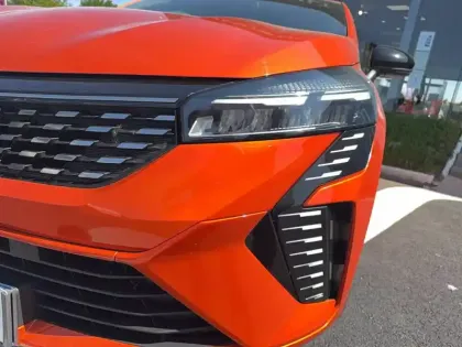 Photo 22 Renault Clio  TCe 90