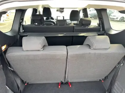 Photo 13 Dacia Jogger  Hybrid 140 7 places GSR2