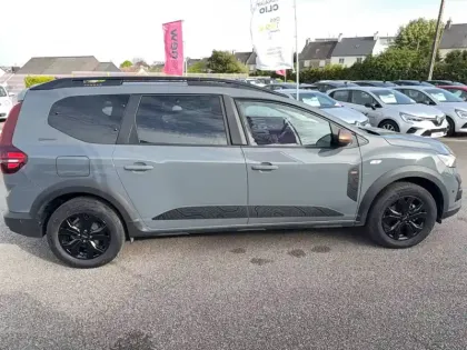 Photo 20 Dacia Jogger  Hybrid 140 7 places GSR2