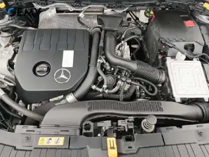 Photo 65 Mercedes GLA  200 7G-DCT