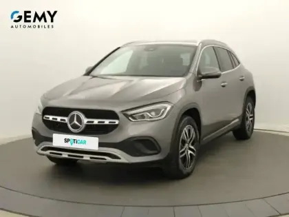 Photo 54 Mercedes GLA  200 7G-DCT