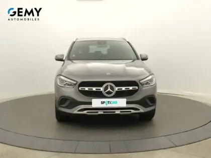 Photo 55 Mercedes GLA  200 7G-DCT