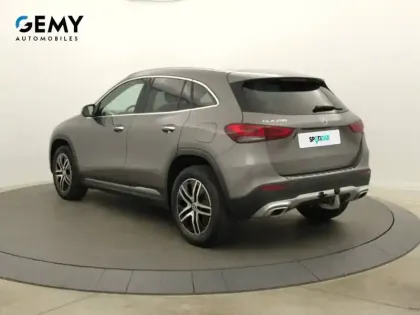 Photo 60 Mercedes GLA  200 7G-DCT