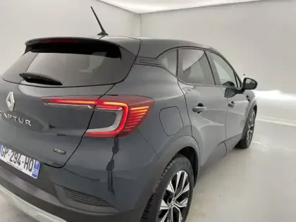 Photo 94 Renault Captur  E-Tech hybride 145