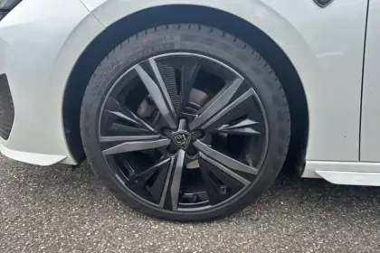 Photo 11 Peugeot 308 Gén. III Ph1 GT Pack 5