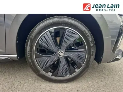 Photo 8 Skoda Scala  1.5 TSI Evo 2 150 ch DSG7 ACT