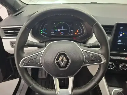 Photo 74 Renault Clio  E-Tech 140 - 21N