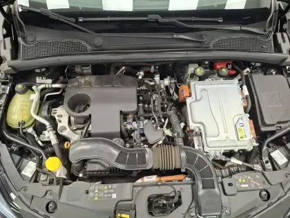 Photo 81 Renault Clio  E-Tech 140 - 21N