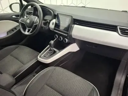 Photo 26 Renault Clio Gén. V (BJA) Ph1 Intens 5