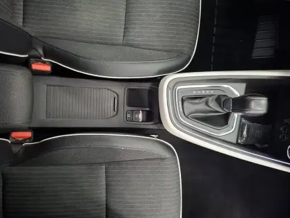 Photo 70 Renault Clio  E-Tech 140 - 21N