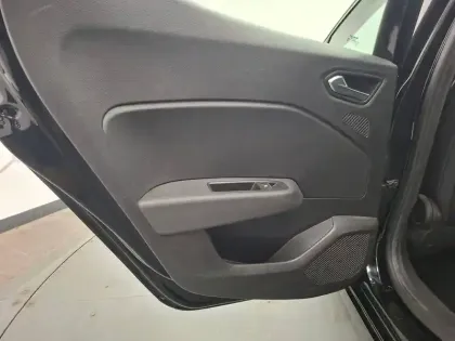 Photo 22 Renault Clio Gén. V (BJA) Ph1 Intens 5