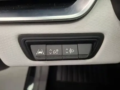 Photo 73 Renault Clio  E-Tech 140 - 21N