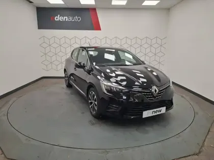 Photo 47 Renault Clio  E-Tech 140 - 21N