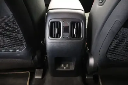 Photo 80 Hyundai Tucson  1.6 CRDi 136 Hybrid 48V DCT-7