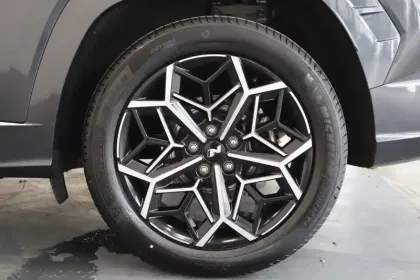 Photo 8 Hyundai Tucson Gén. IV Ph1 N Line Executive 5